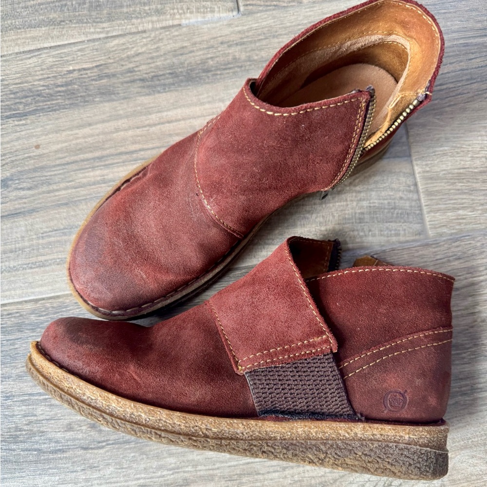 Born Women's Red-Brown Ankle Boots